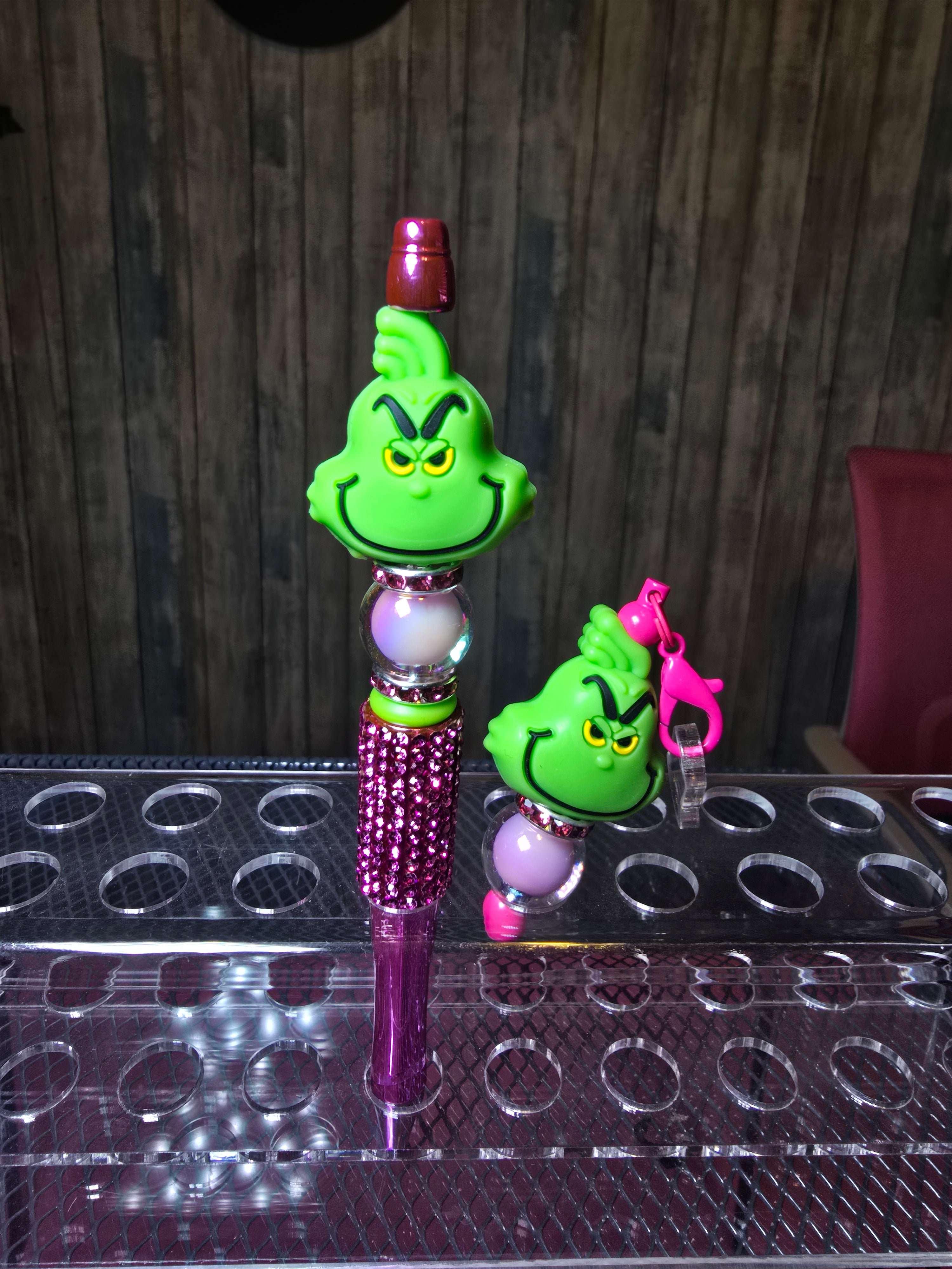 Demure green man set