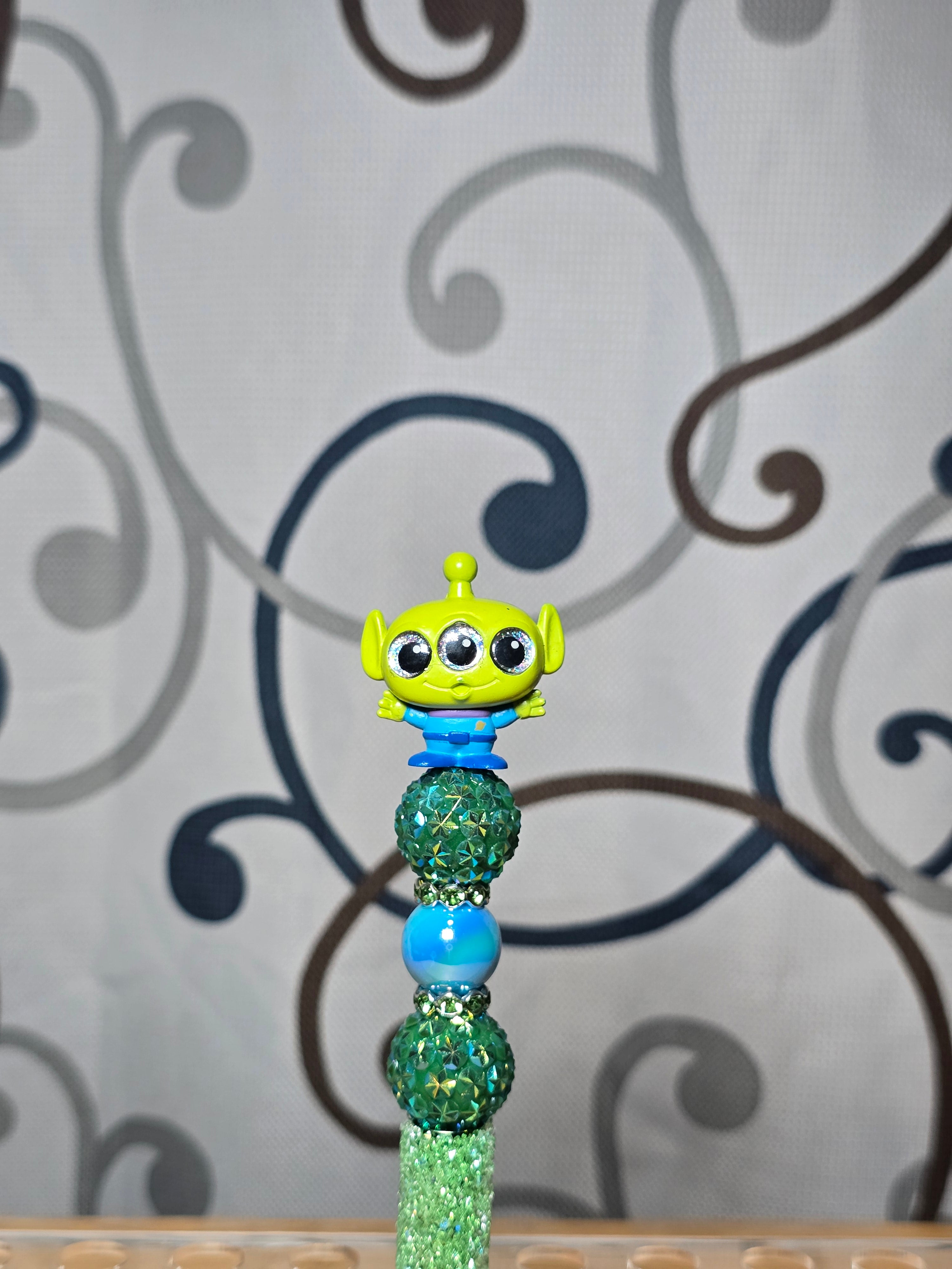 Alien toy